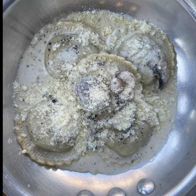Ravioli Tartufo - (V).
